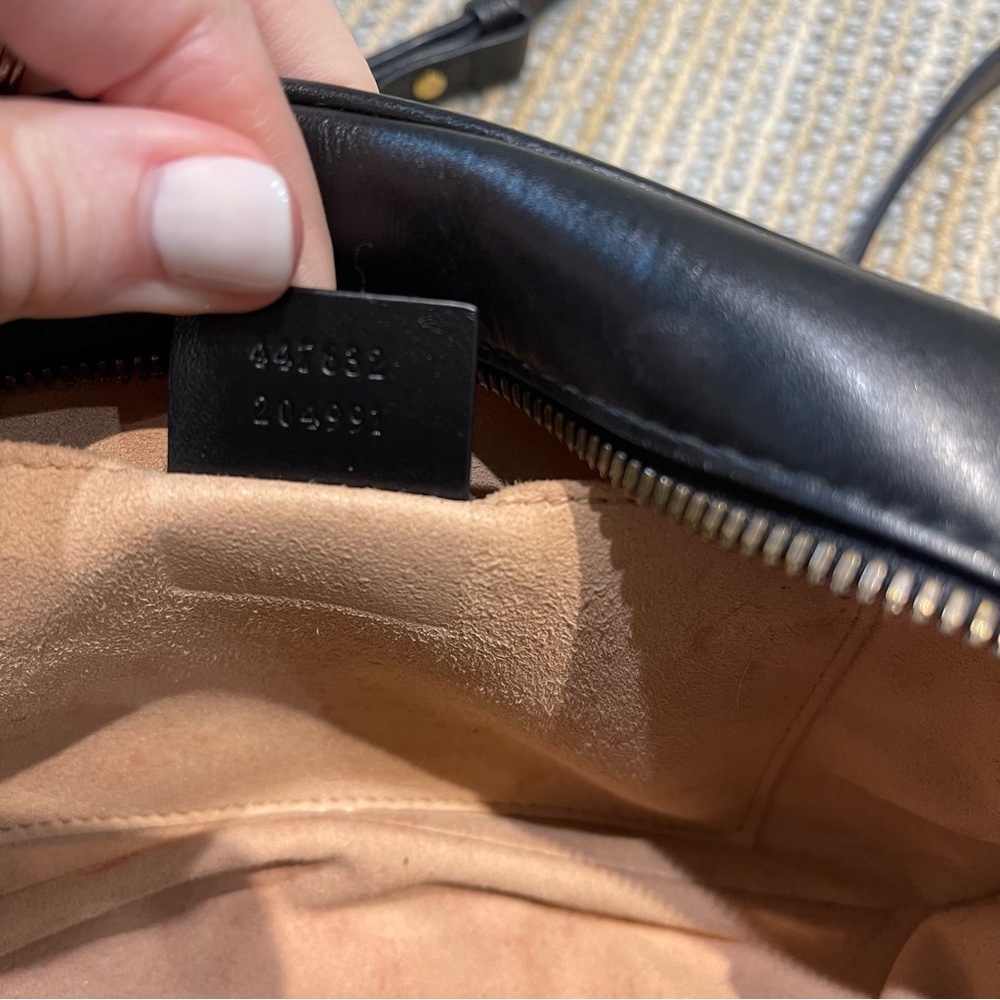 Gucci Black Chevron GG Leather Crossbody Bag - Picture 10 of 14